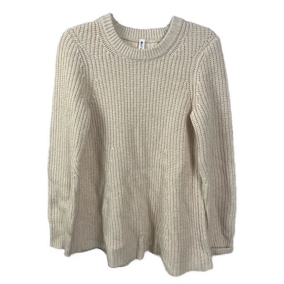 Athleta Women's Sierra Crew Neck Sweater in Oatmeal Wool Blend- Size Small - Picture 2 of 6